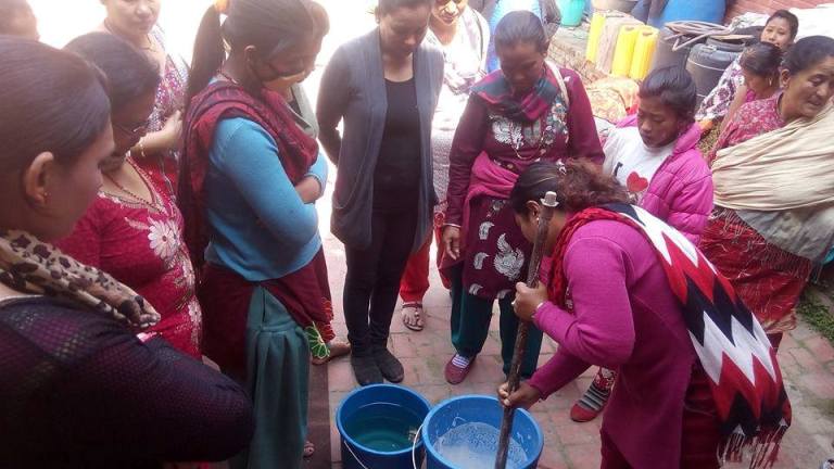 झोल साबुन बनाउने तालिम सम्पन्न