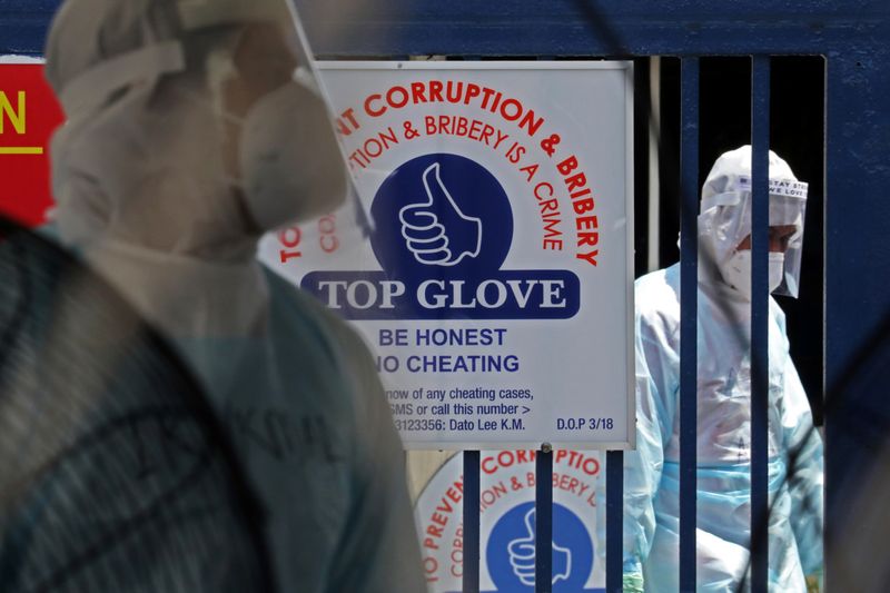 मलेसियामा टप ग्लोव्सका केहि कारखाना केहि समयका लागि बन्द हुँदै